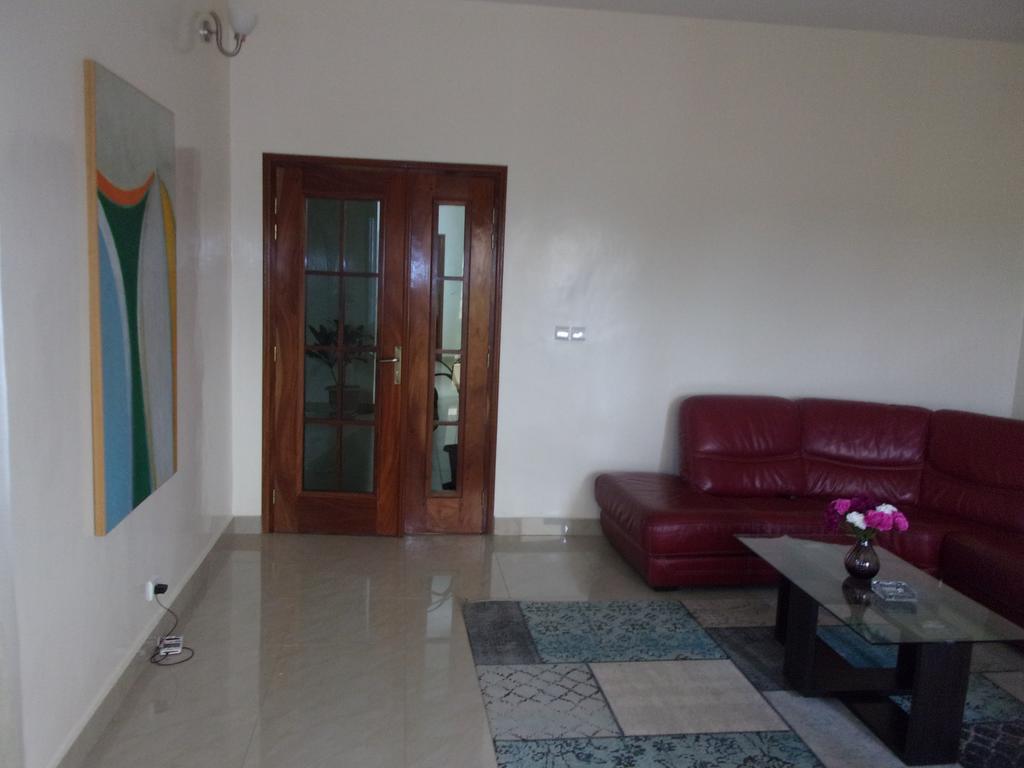 Appartement Meuble A Mbao Dakar Exterior foto